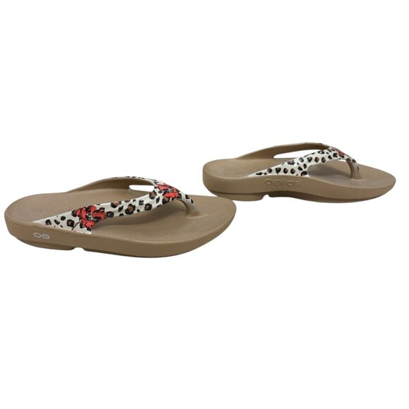 OOFOS Women's OOlala Limited Thong Sandals Flip Flop in Leopard Flora size 9 - Picture 2 of 10